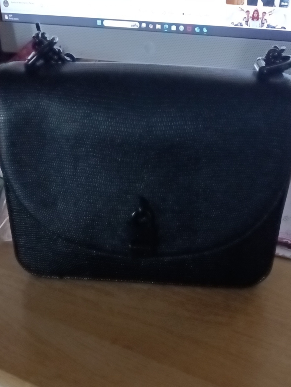 Classic Black Crossbody Bag - Sleek Everyday Shoulder Bag
